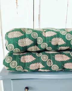 Vintage sari mattress - green/off-white
